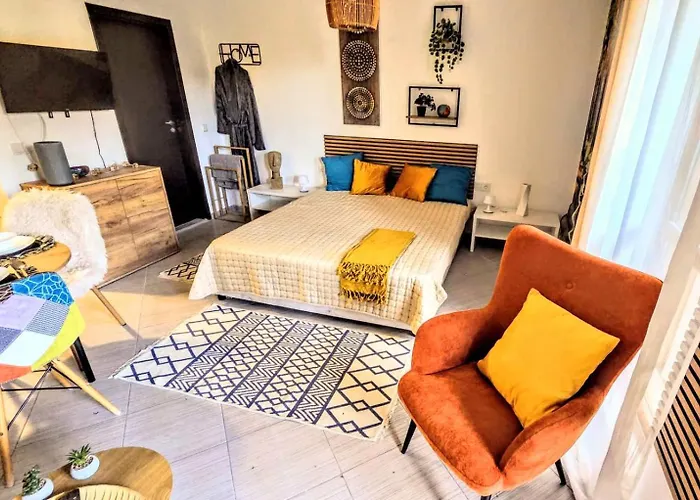 Superior With Terrace In 4star Life Apartment