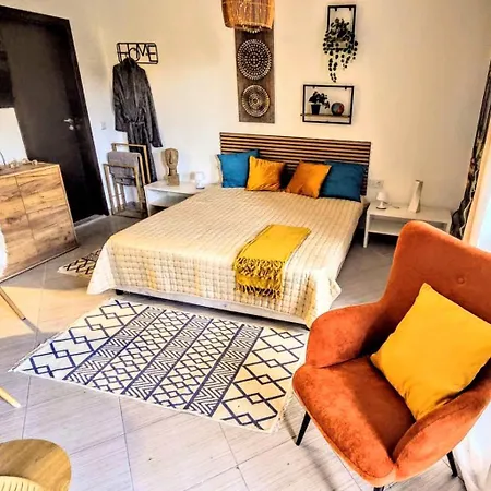 Superior With Terrace In 4star Life Διαμέρισμα