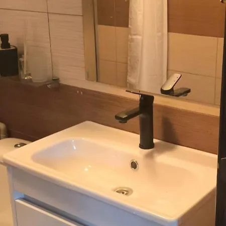 Superior With Terrace In 4star Life Διαμέρισμα *